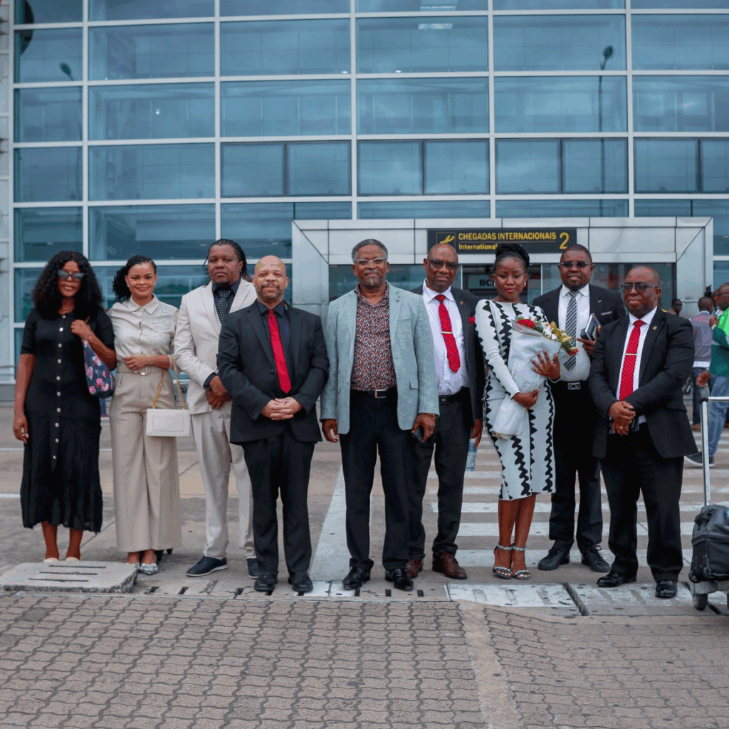 The PM is Back to paris